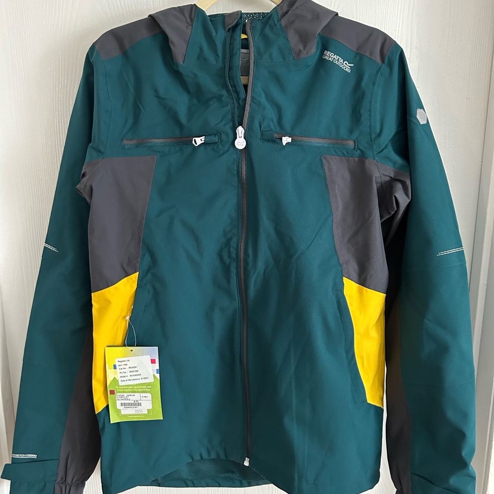 NWT Regatta unisex junior highton II waterproof breathable jacket